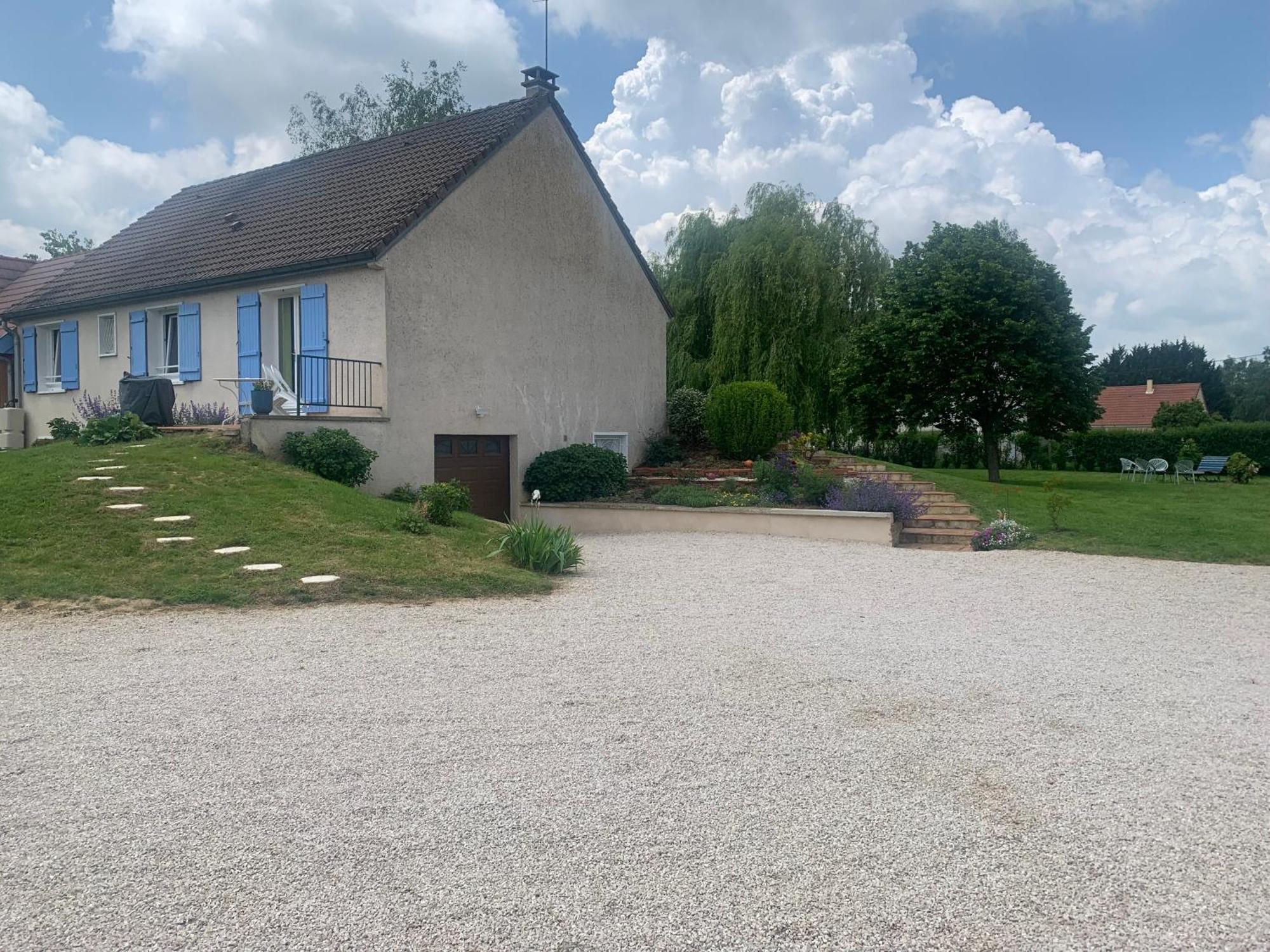 Le Bleu De B. Villa Saint-Etienne-en-Bresse Luaran gambar